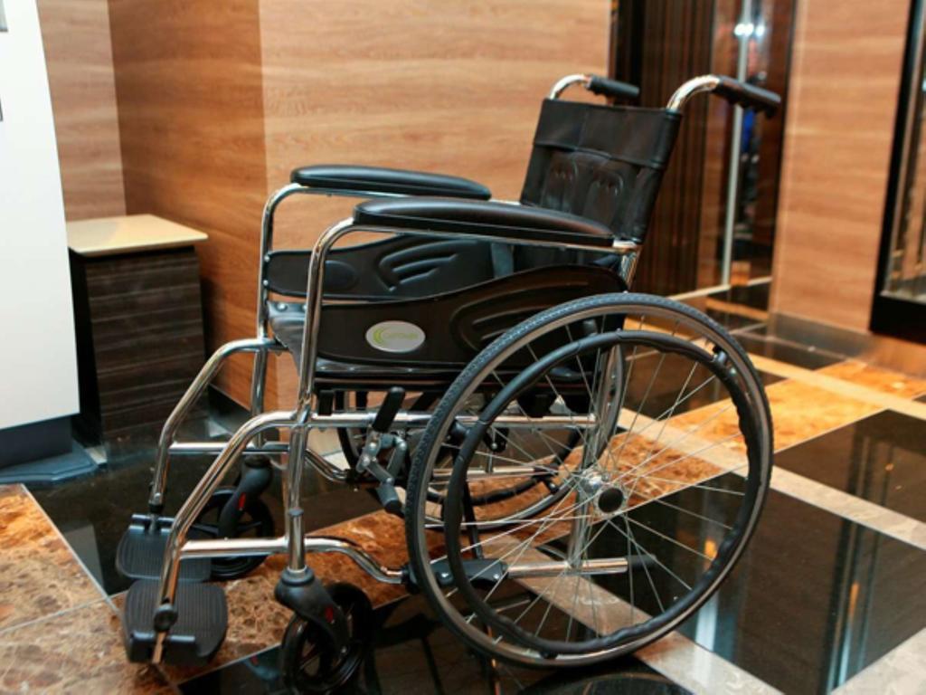 Apa Hotel Shimbashi Onarimon Токио Экстерьер фото