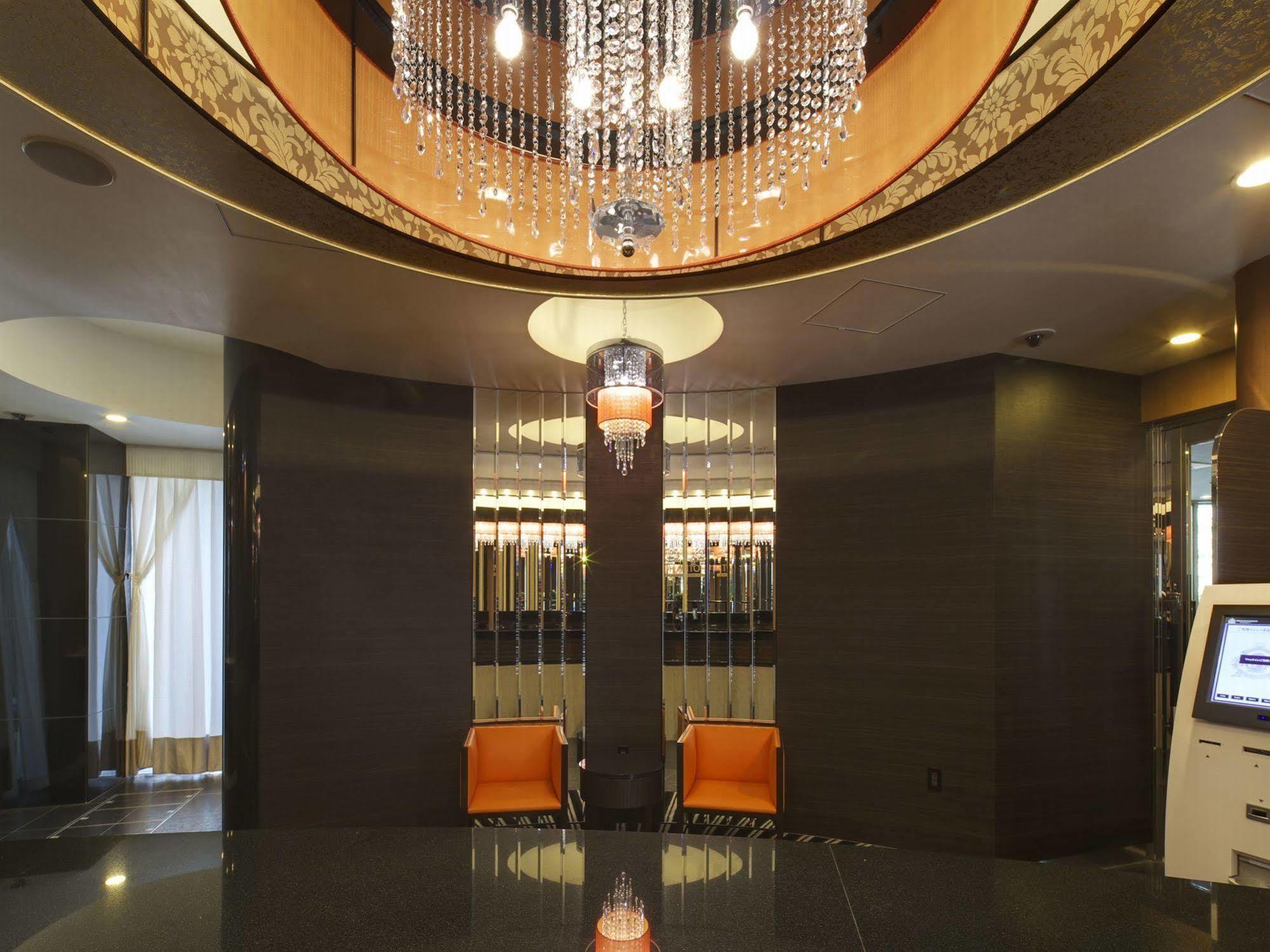 Apa Hotel Shimbashi Onarimon Токио Экстерьер фото